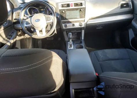 2017 Subaru Legacy 2.5I Premium z USA, uszkodzony, nr VIN 4S3BNAC65H3063329